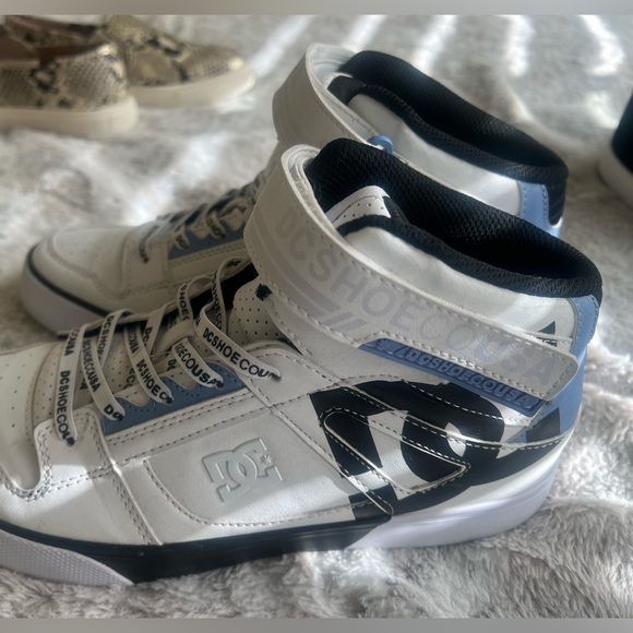 DC Other - DC woman’s shoe